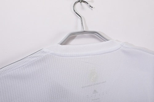 Mangas largas: Real Madrid Retro 2015/16 Local