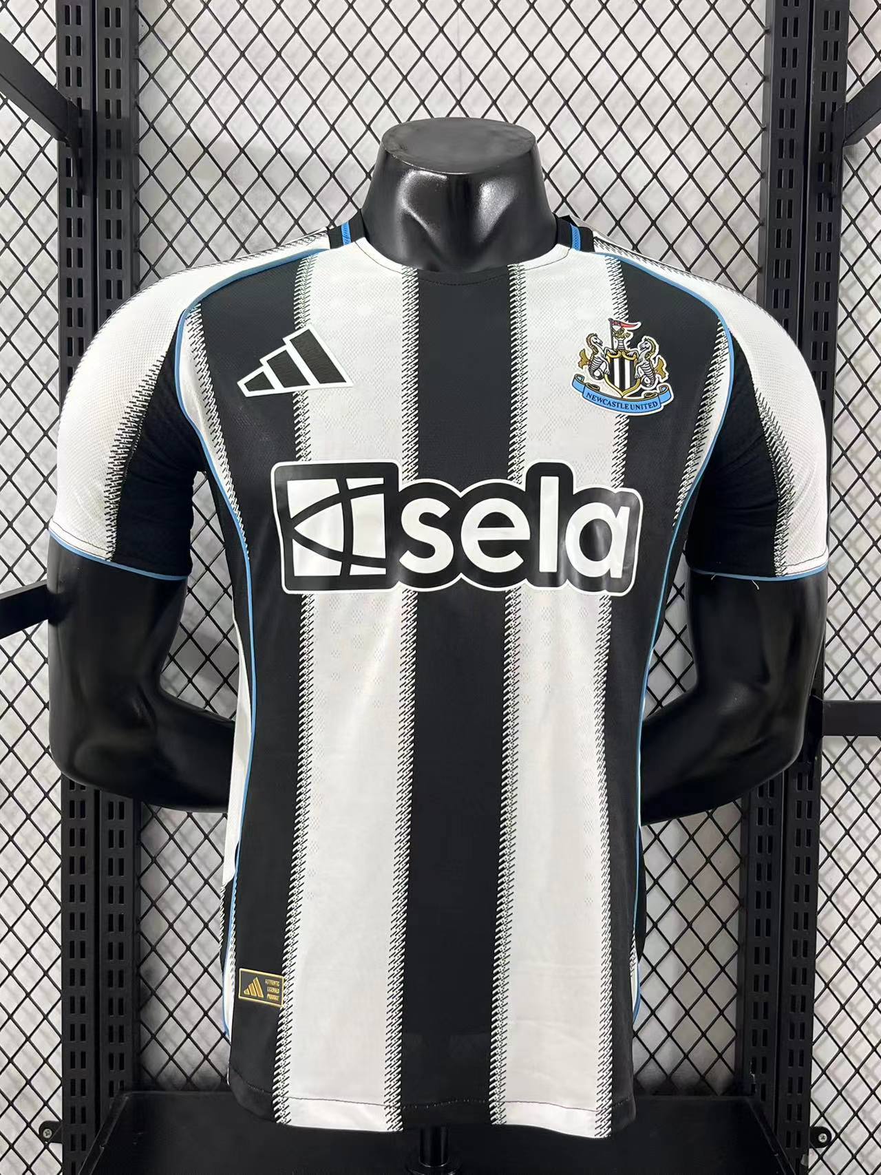 New Castle United 2025/26 - Player Version [Slim Fit]