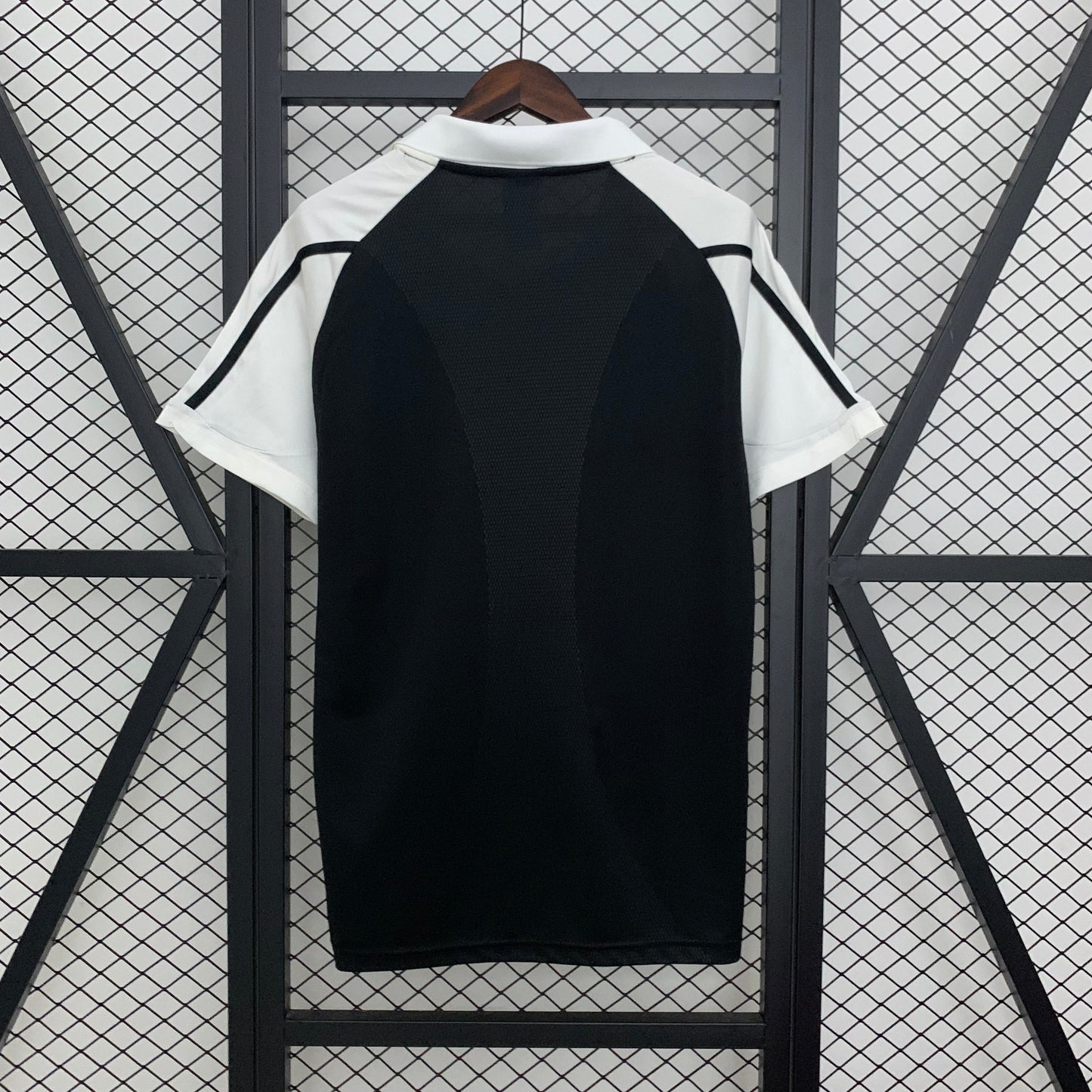 Retro Real Madrid 01/02 Away