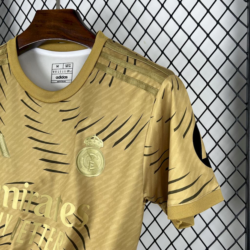 Real Madrid 2025/26 Training Gold Jersey (Slim Fit)
