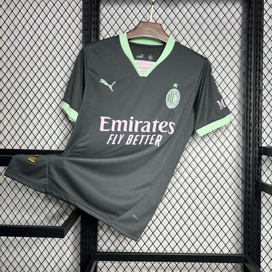 Camisa AC Milan III 24/25 Masculina Verde - Torcedor Puma - DA Sports Oficial