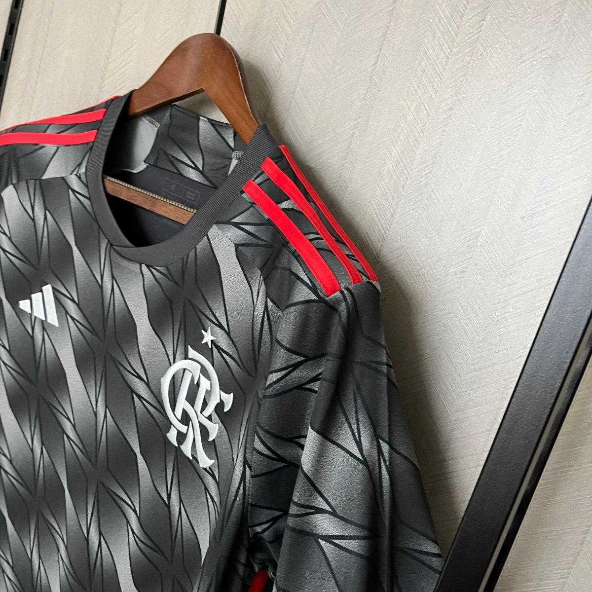 Camisa Flamengo III 24 Adidas - Cinza - (Feminina) - DA Sports Oficial