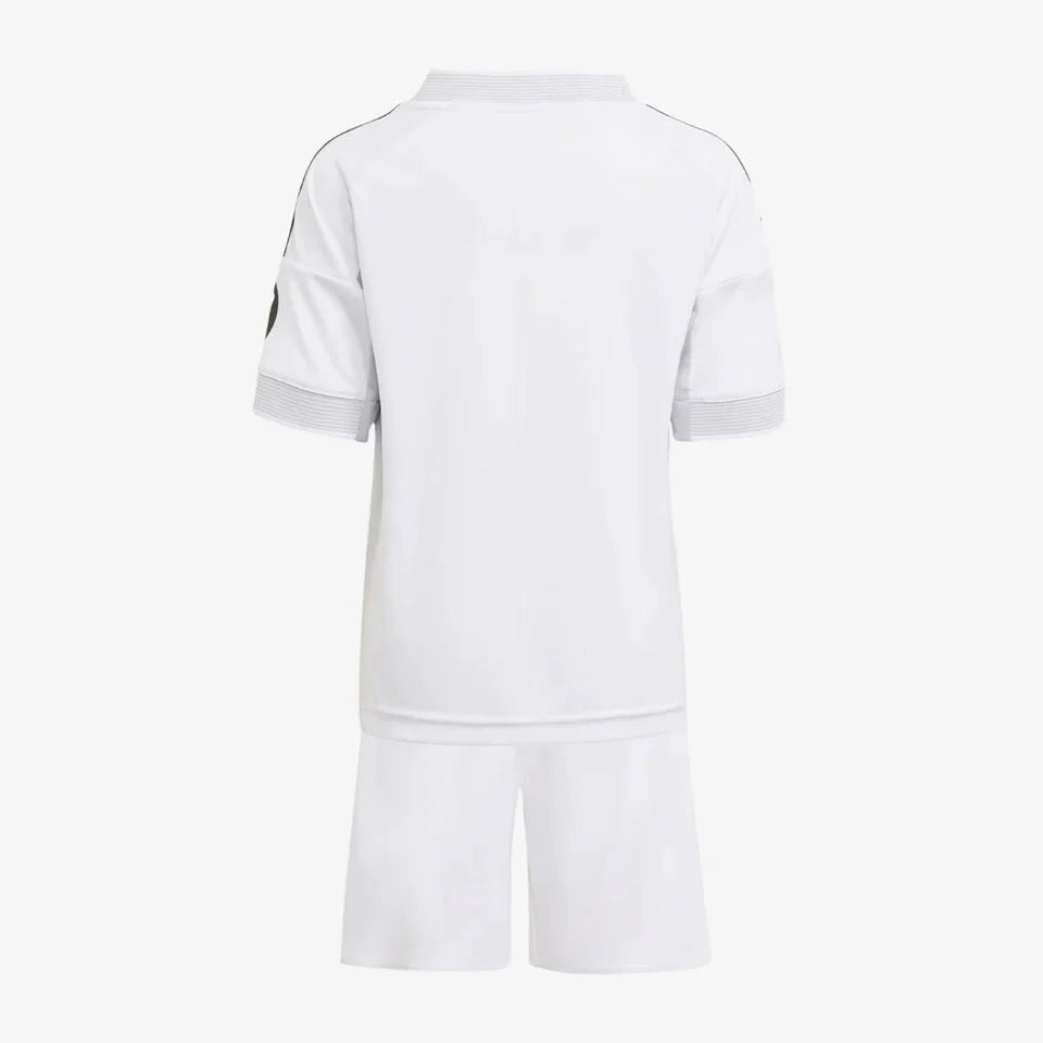 Conjunto Infantil adidas Real Madrid 2025/26 I - DA Sports Oficial