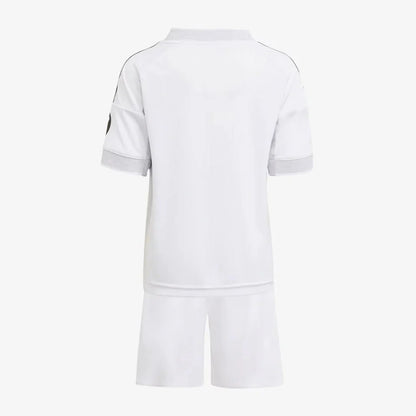 Conjunto Infantil adidas Real Madrid 2025/26 I - DA Sports Oficial