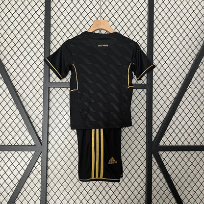 Kit Kids Retro Real Madrid Away Jersey 2011/12