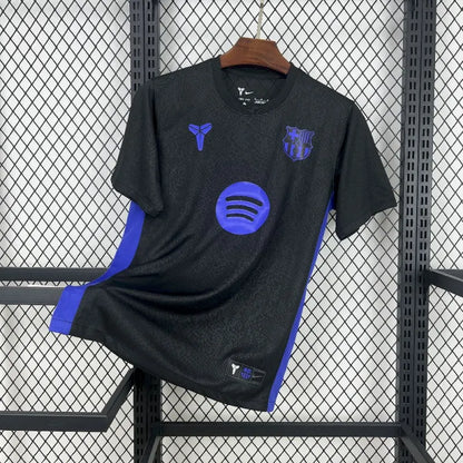 Camiseta prepartido del Barcelona vs. Kobe Bryant 2025/26 - Hombre