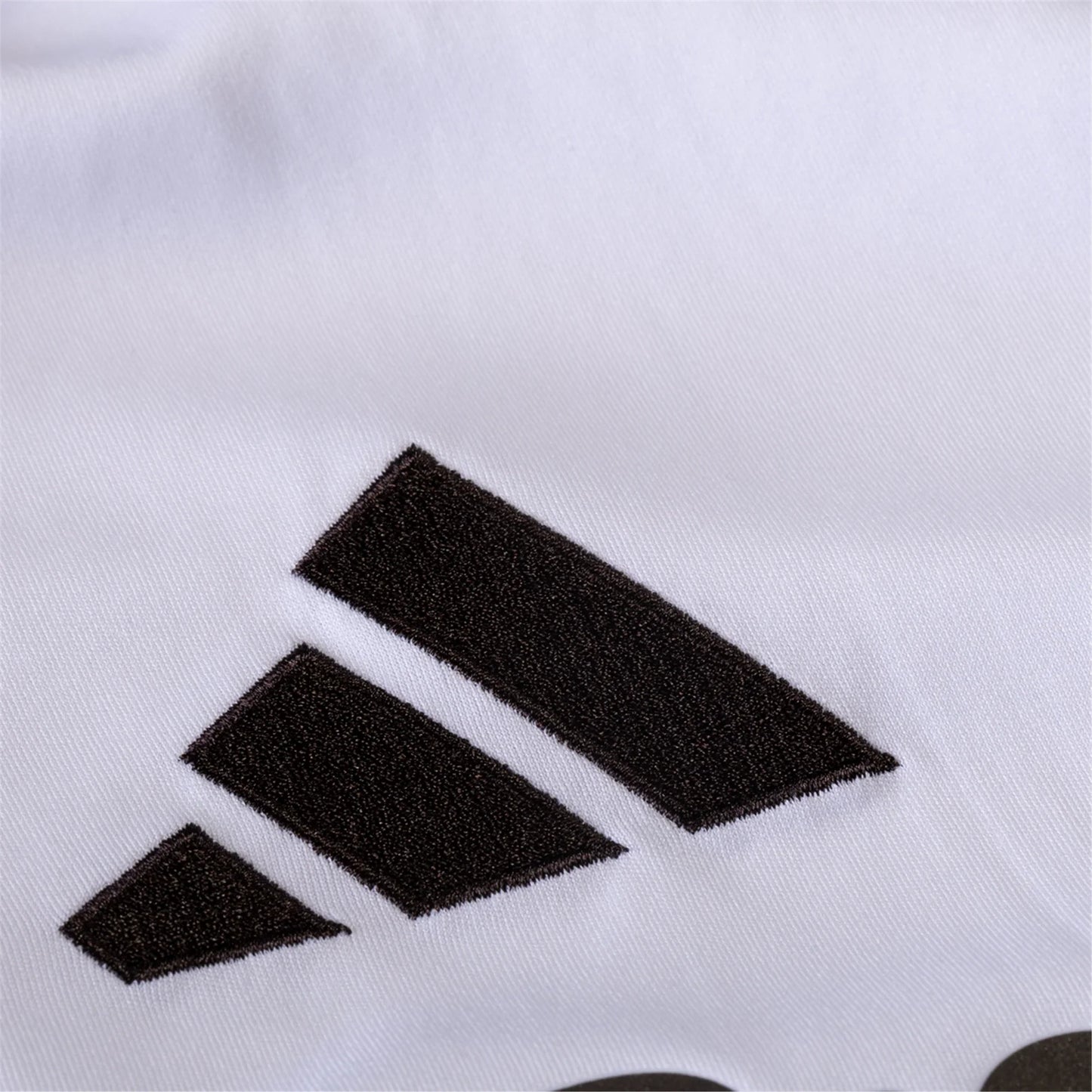 Real Madrid 2025/26 Home Long Sleeves Jersey