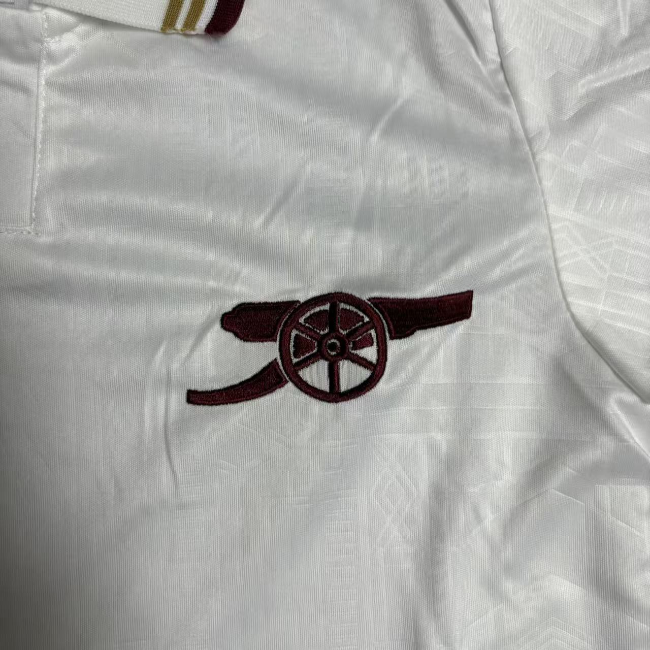 Conjunto infantil del Arsenal 2025/26
