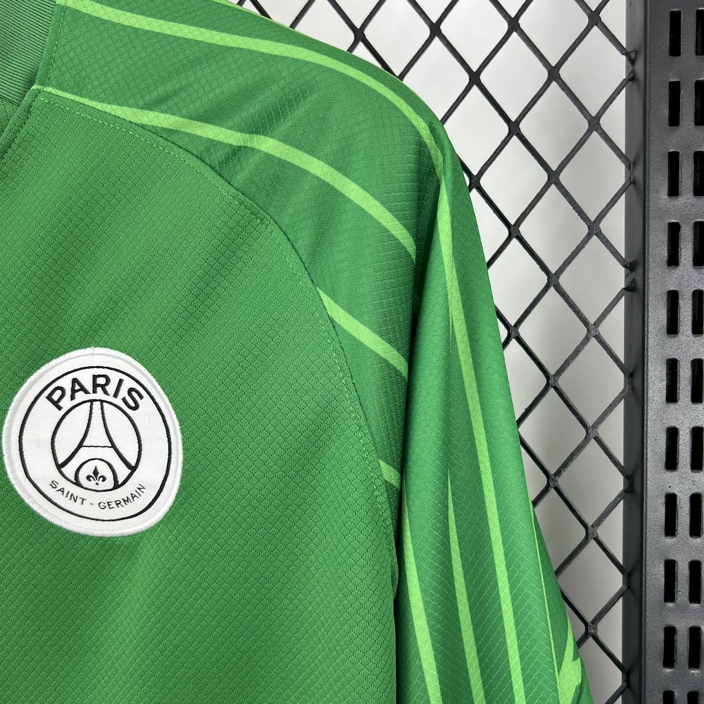 Paris Saint-Germain 2025/26 Green goalkeeper Long Sleeve Jersey
