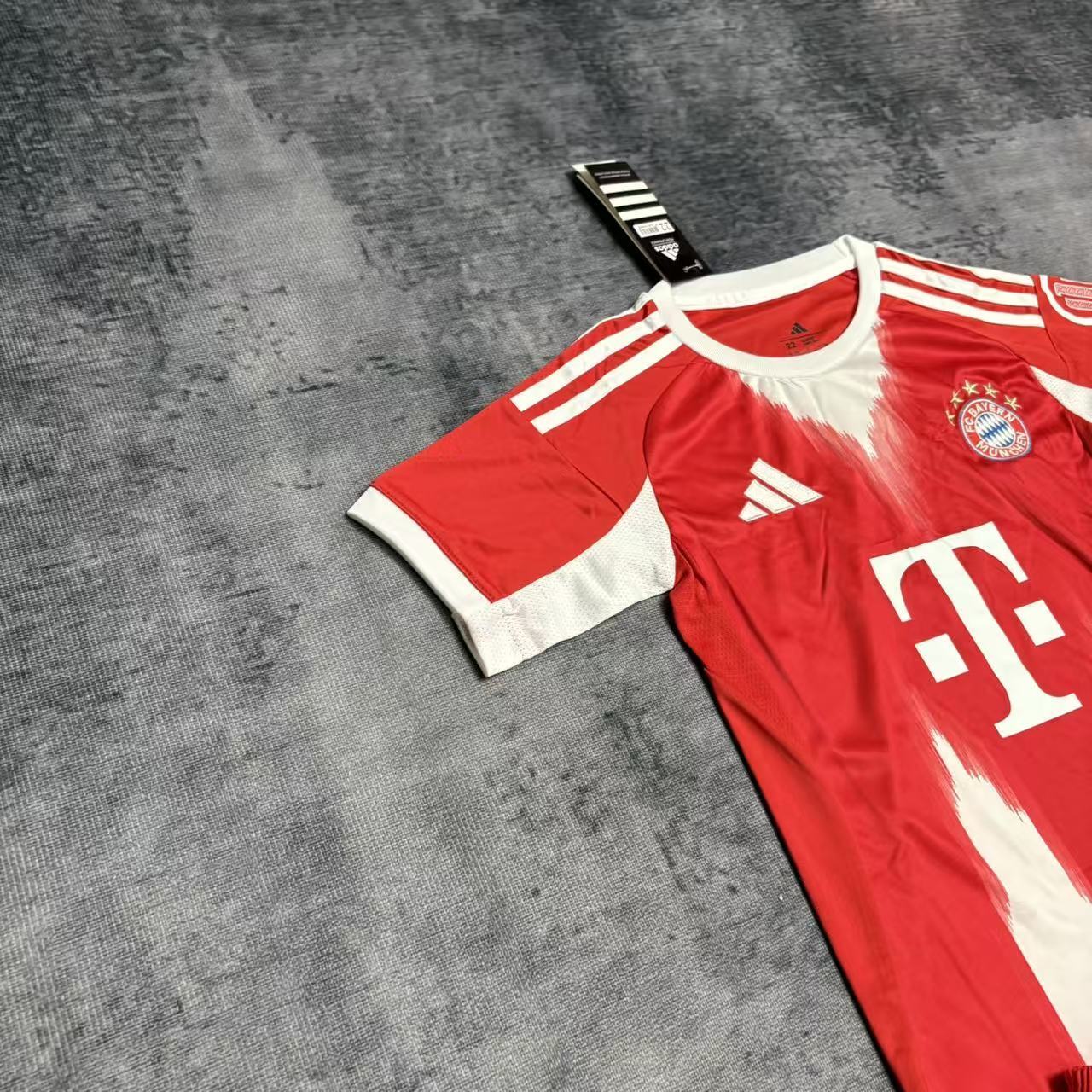 Bayern Munich 2025/26 Kids' Kit