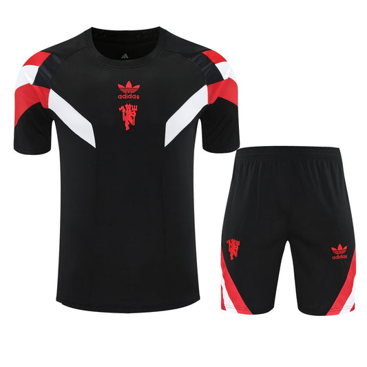 Kit de Treino adulto Manchester United 2025/26 Short e Camisa