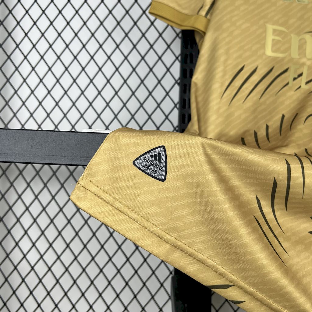 Real Madrid 2025/26 Training Gold Jersey (Slim Fit)