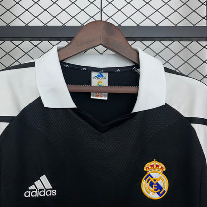 Retro Real Madrid 01/02 Away