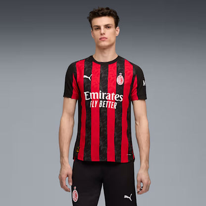 Camiseta de jugador local del AC Milan 2025/26 - Hombre