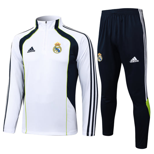 Kit de treino Real Madrid Retrô - Edição Manga Longa