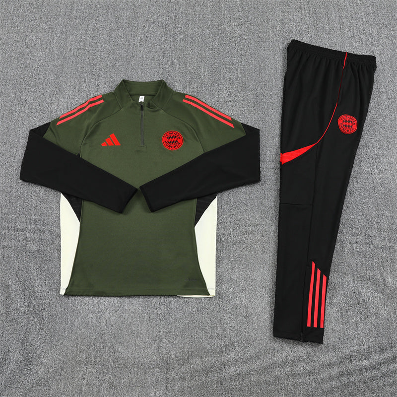 Training Suit Bayern Munich 25/26 - Winter
