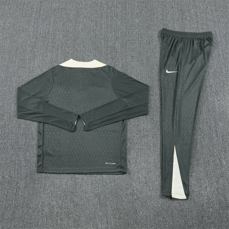 Training Suit Chelsea 25/26 - Winter
