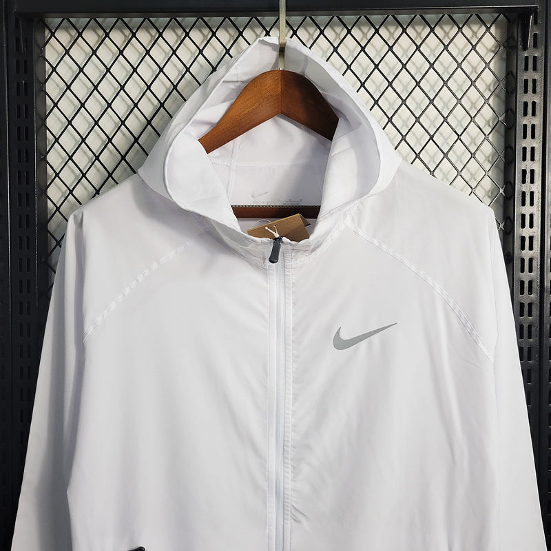 Windbreaker White