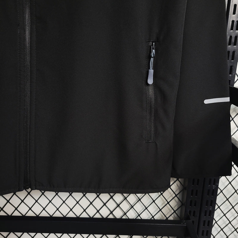 Windbreaker Black